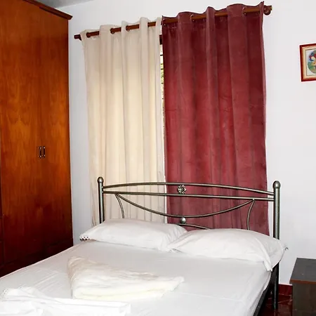 Apartament Pilo's House